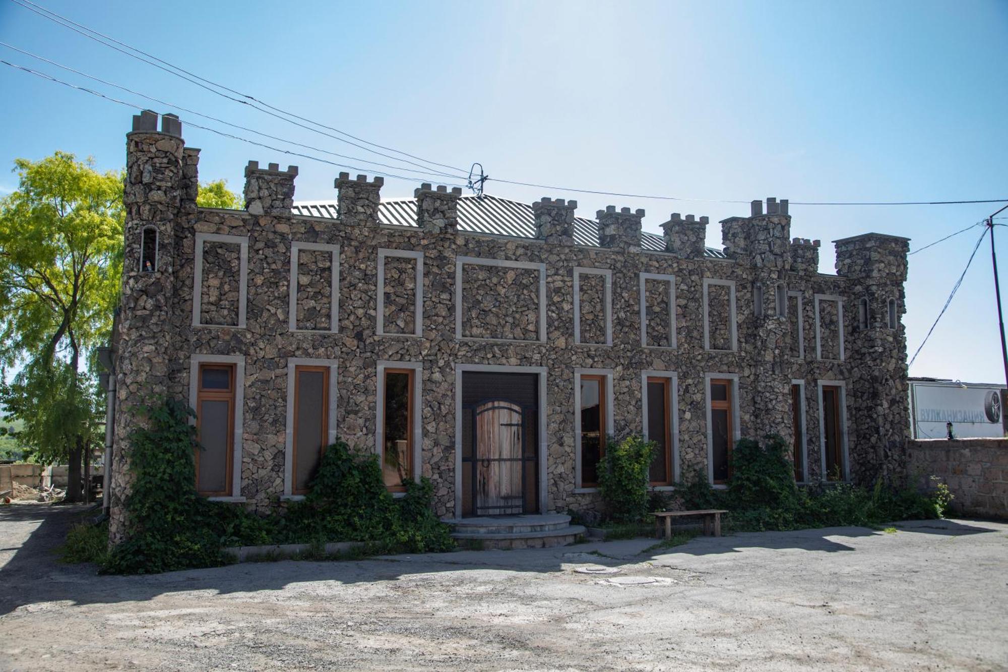 Fish Hotel Akhalkalaki 外观 照片